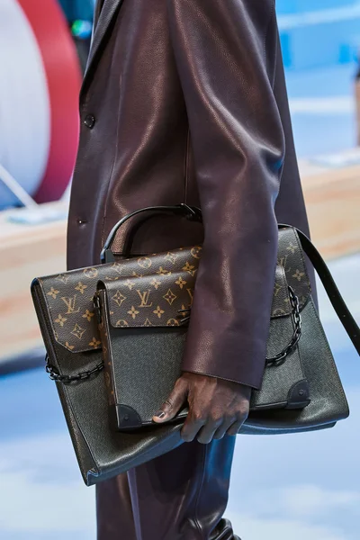 Look 146